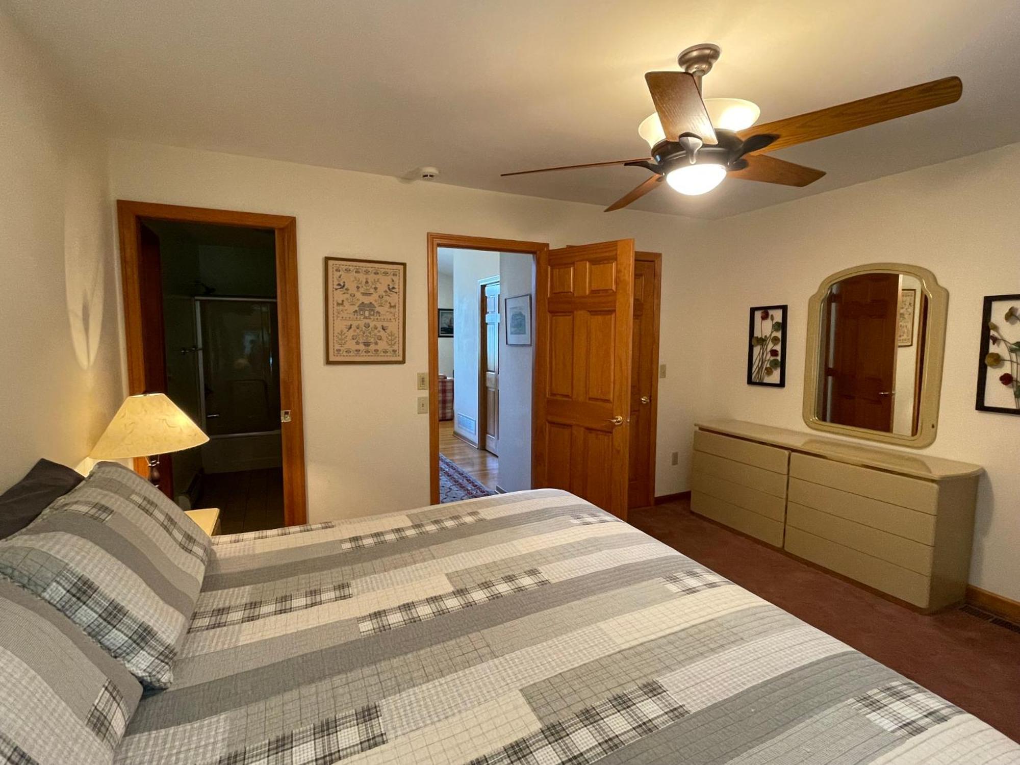 Hill View Motel And Cottages Lake George Bagian luar foto